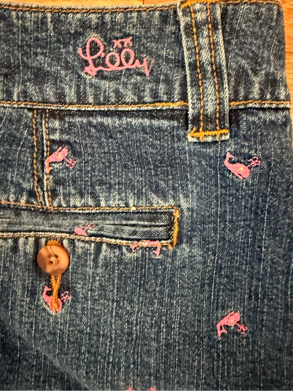 Vintage Lilly Pulitzer Blue Denim Mini Skirt with Pink Embroidered Whale Motifs - Picture 6 of 6